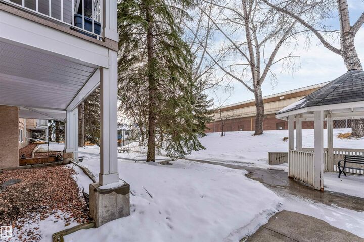 Property Photo: 9760 176 St NW 107 AB T5T 5Z5