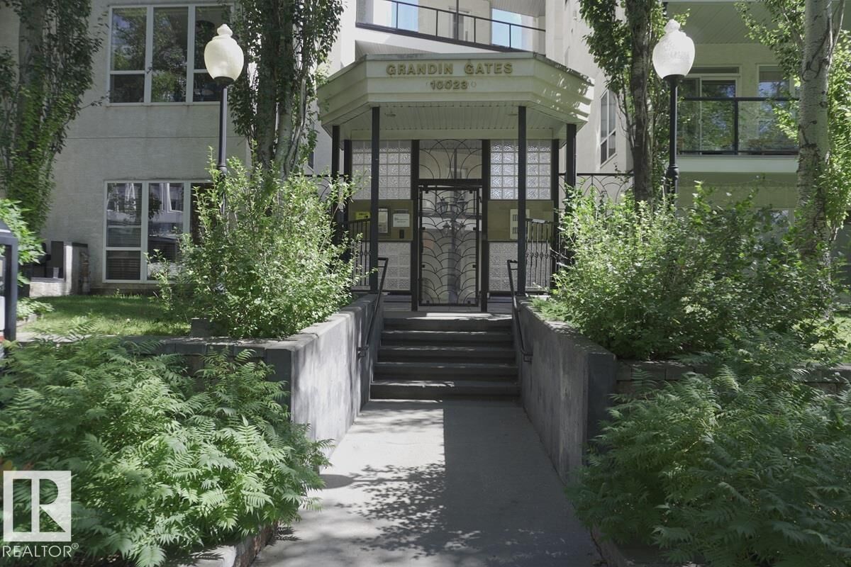 Property Photo: 10023 110 Street NW 434 AB T5K 1J5