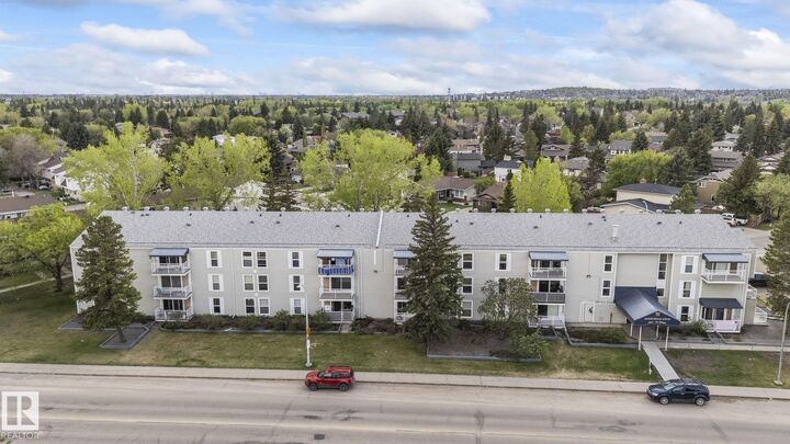 Property Photo: 2545 116 Street NW 204 AB T6J 3Z7