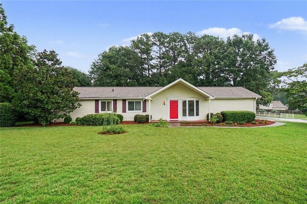 Property Photo:  1660 Wingard Drive  GA 30062 