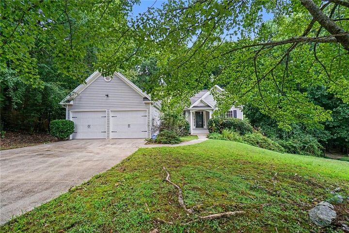 Property Photo:  245 London Lane  GA 30141 