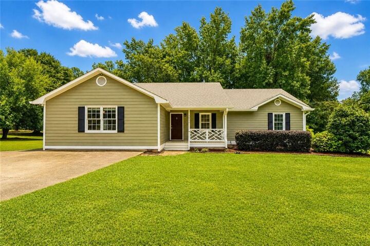 Property Photo: 1830 King Mill Road GA 30252
