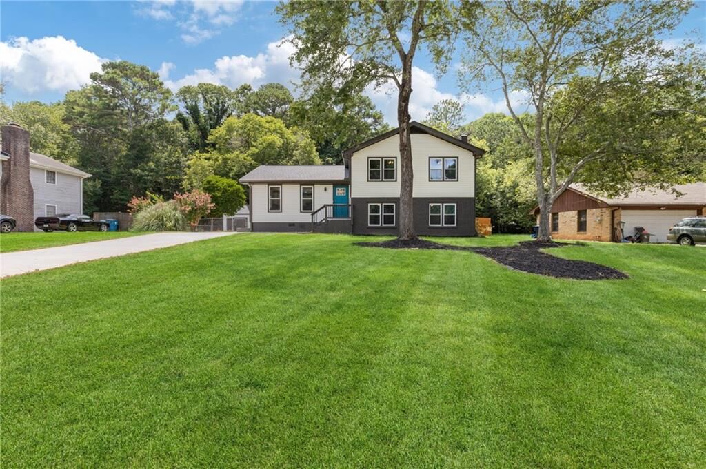 Property Photo: 2531 Falcon Ridge Drive GA 30017