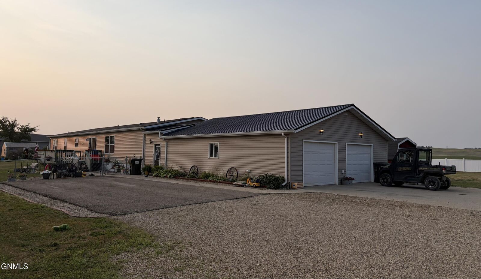 Property Photo: 510 School Street SW ND 58467