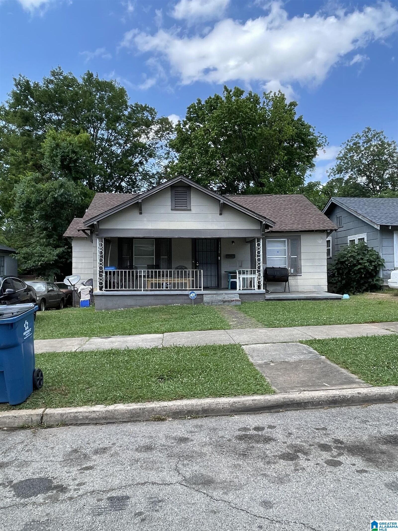 Property Photo: 1338 Park Avenue AL 35217