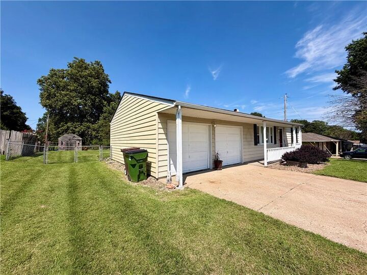 Property Photo: 10604 E 75 Street MO 64138