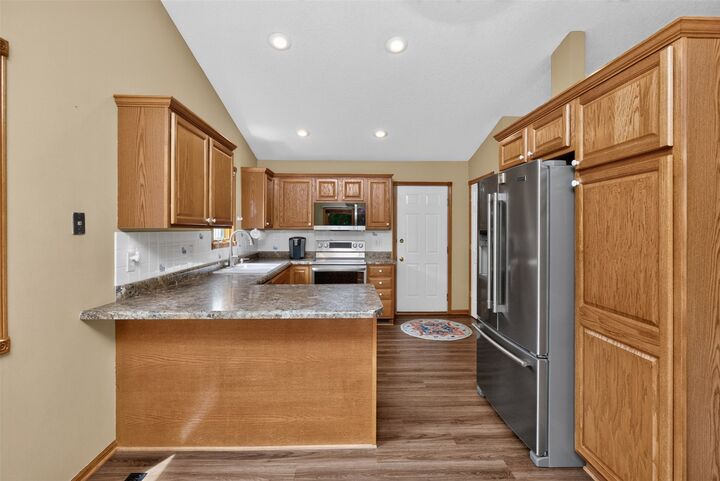 Property Photo: 116 17th Street SE IA 50009