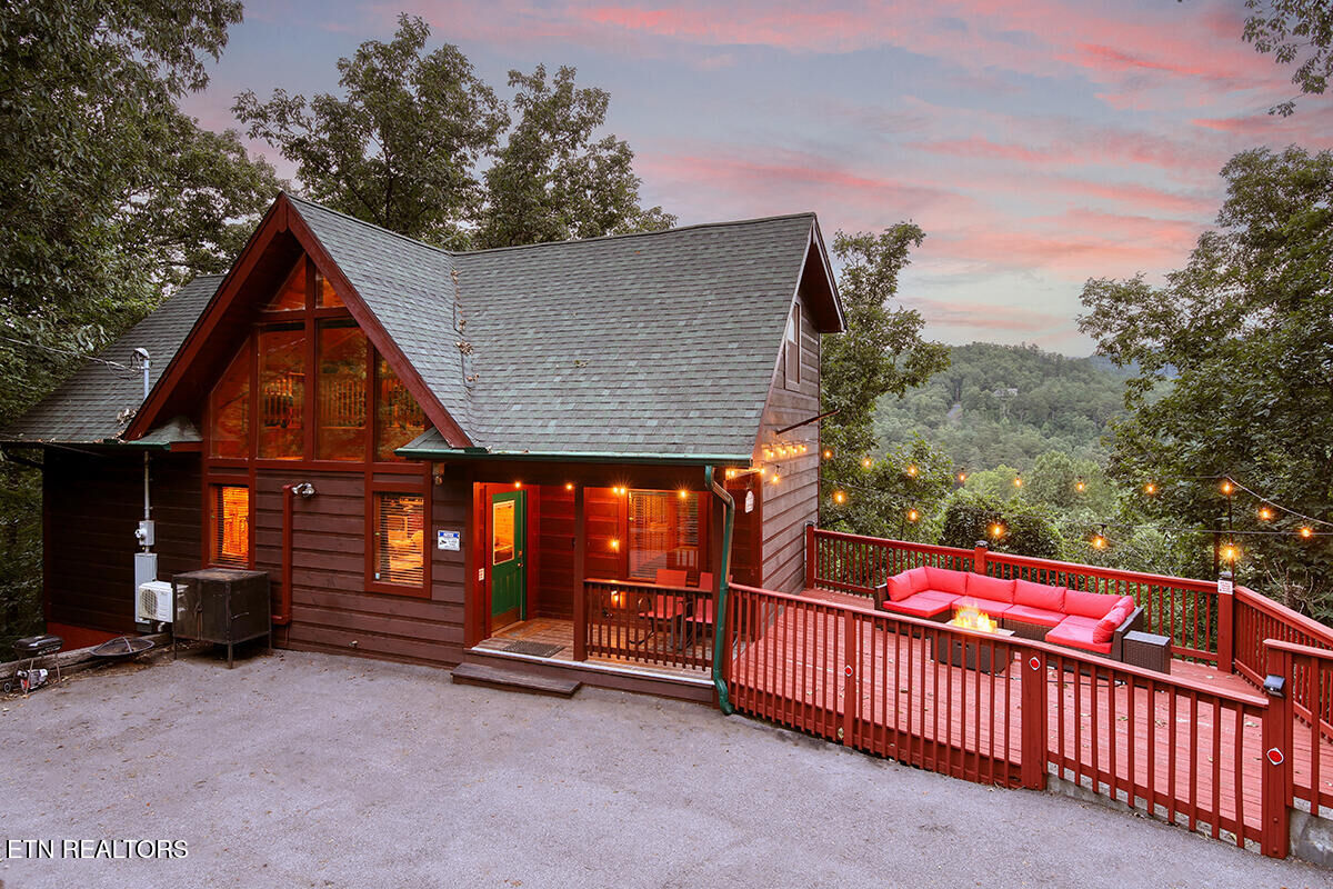 Property Photo:  1742 Pulaski Lane  TN 37862 