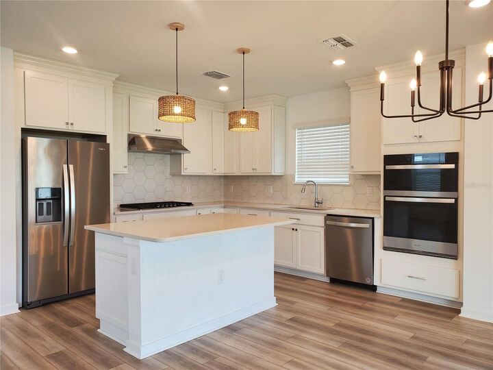 Property Photo: 6667 Depue Drive FL 33545