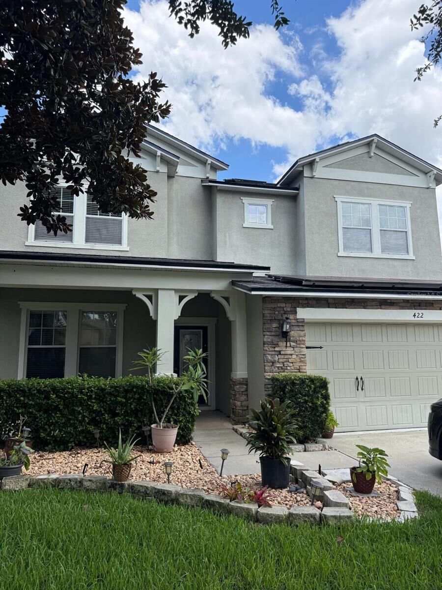 Property Photo:  422 Westchester Hills Lane  FL 33594 