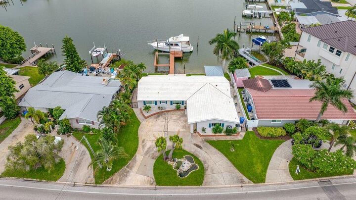 Property Photo: 530 79th Street S FL 33707