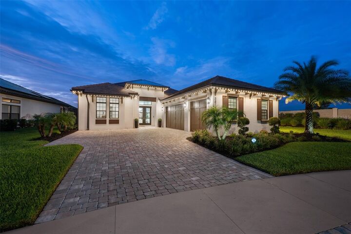 Property Photo:  34135 Tompion Way  FL 33543 