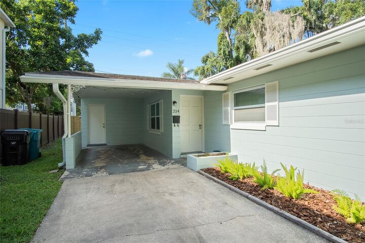 Property Photo: 212 E Harvard Street FL 32804