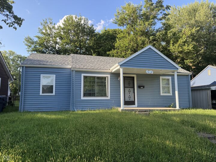 Property Photo: 1618 W 17th Street IN 46016