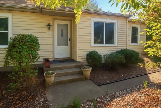 Property Photo:  33967 Wadsworth Street  MI 48150-1534 