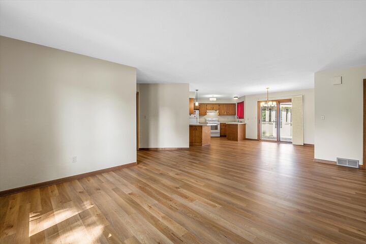 Property Photo:  1468 Honeysuckle Rd  WI 53027 