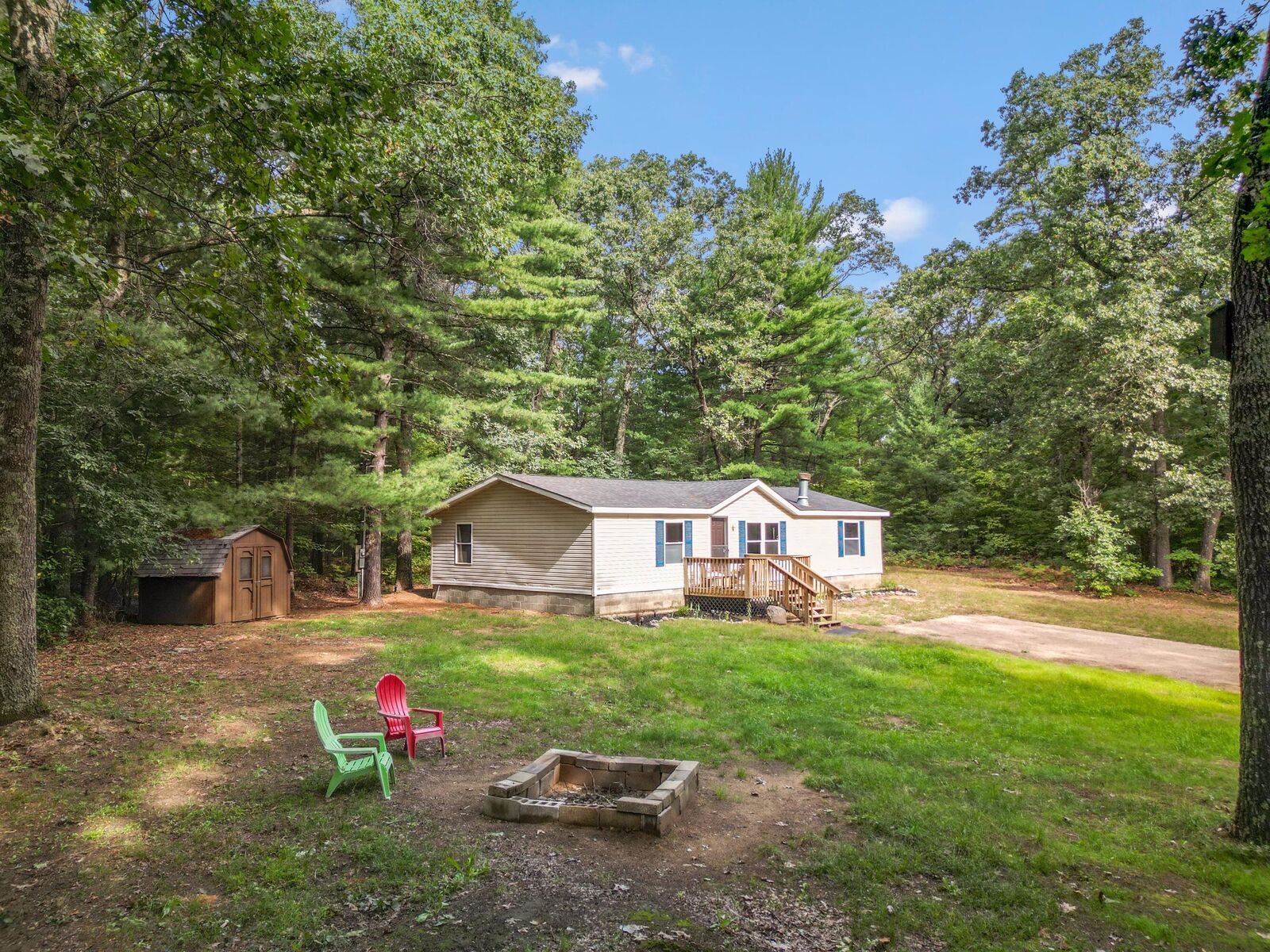 Property Photo:  2197 E Cedar Street  MI 49337 