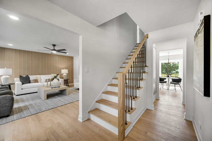 Property Photo:  966 W Bauer Road  IL 60563 