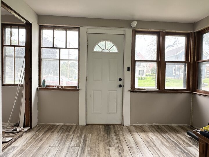 Property Photo:  217 E Dorion Street  IL 60912 