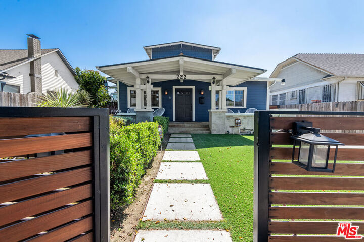 Property Photo:  222 N St Andrews Place  CA 90004 