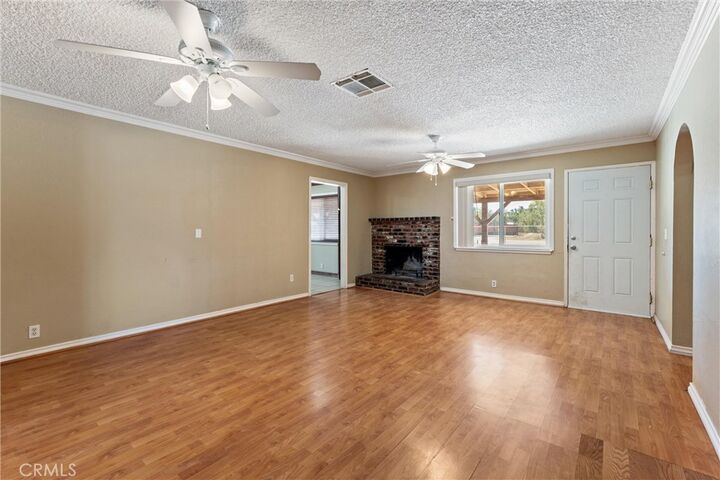 Property Photo: 1729 W Avenue N-8 CA 93551