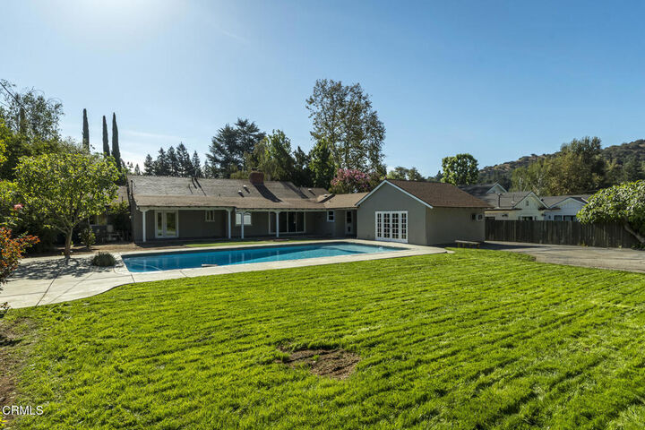 Property Photo:  4247 Encinas Drive  CA 91011 
