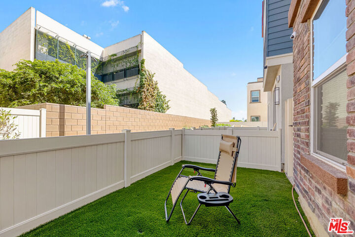 Property Photo:  768 Daniel Freeman Circle  CA 90301 