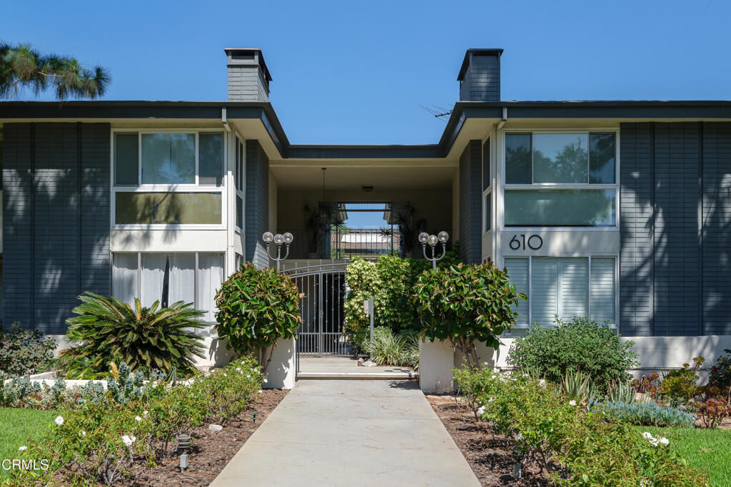 Property Photo:  610 S Orange Grove Boulevard 6  CA 91105 