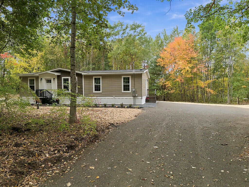 Property Photo: 284 Holman Day Road ME 04989