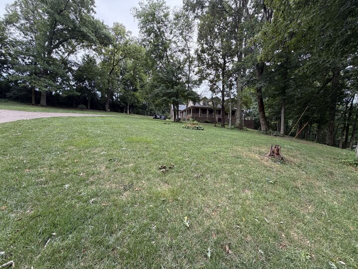 Property Photo:  125 Carr Dr  TN 37174 