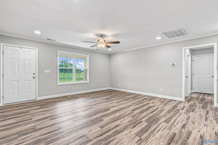 Property Photo: 9241 Stanford Road AL 35611