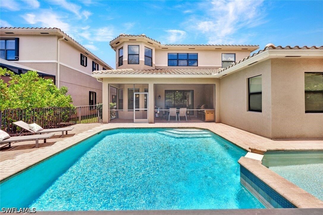 Property Photo: 13750 Callisto Avenue FL 34109