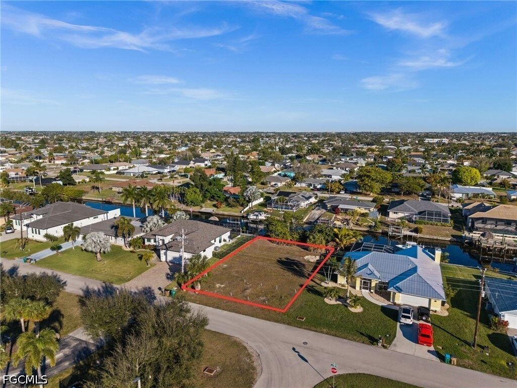 Property Photo: 241 SW 40th Street FL 33914
