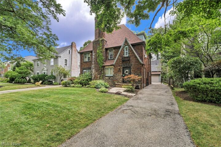 Property Photo:  3295 Glencairn Road  OH 44122 