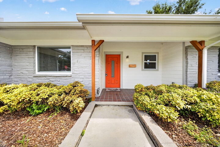 Property Photo: 3305 S 88th East Avenue OK 74145