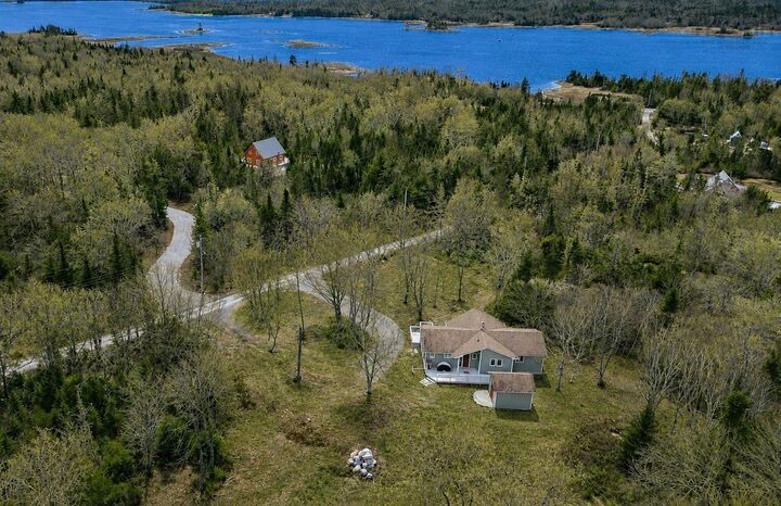 57 Somerset Drive — photo 1