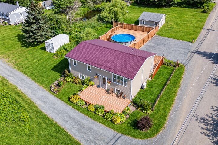 31 Tower Road — photo 1
