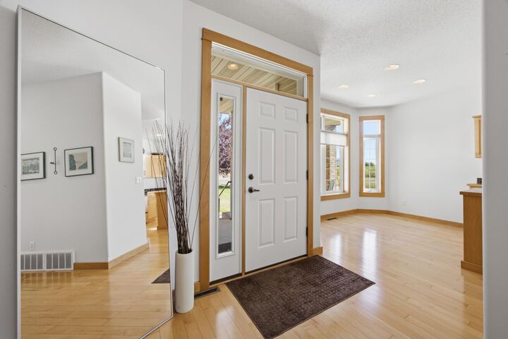 Property Photo:  547 Allyson Circle  MN 56560 