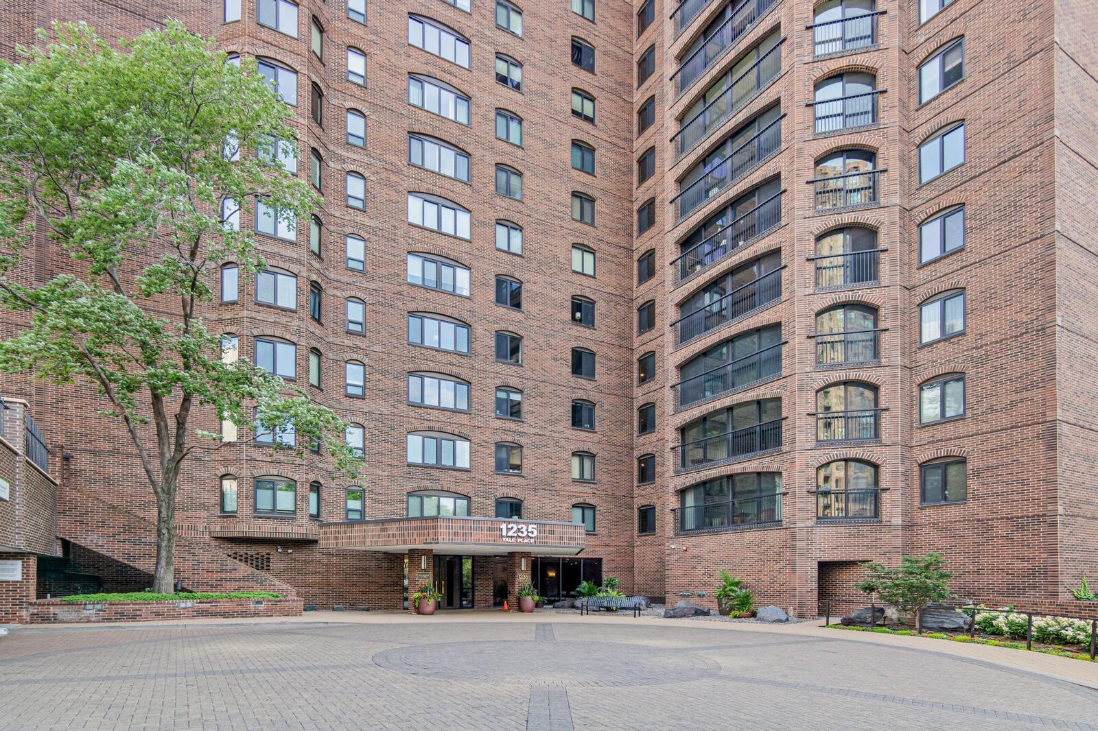Property Photo: 1235 Yale Place 808 MN 55403