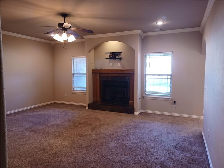 Property Photo:  6009 S 37th Street  AR 72758 