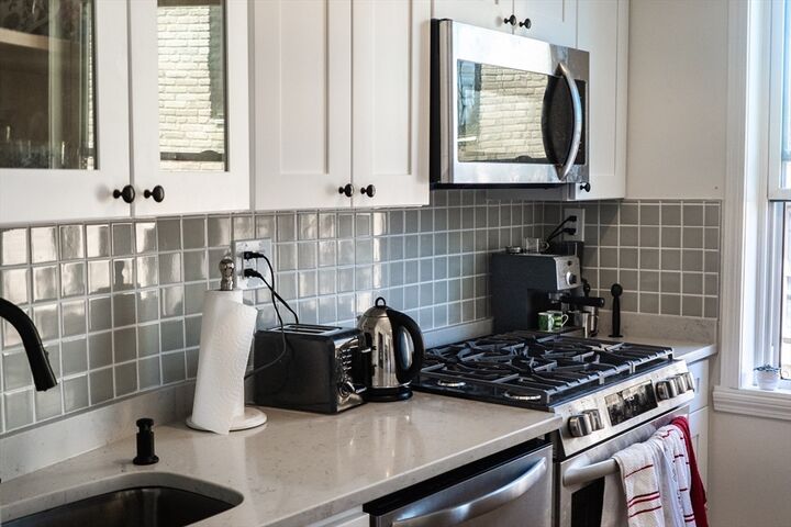 Property Photo:  22 Chiswick Rd 18  MA 02135 