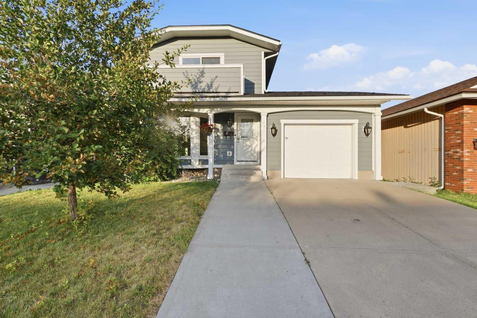Property Photo: 4712 60 Street NE AB T1Y 5E8