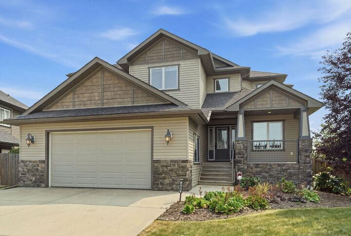 Property Photo: 500 Carriage Lane Place 505 AB T0M 0N0