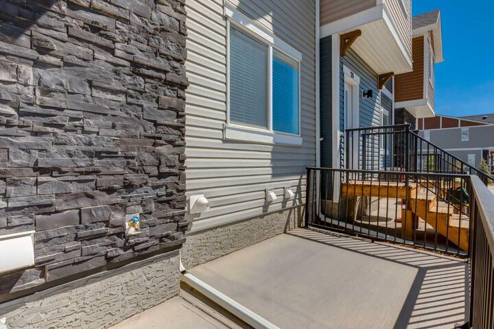 Property Photo: 31 Tuscany Summit Square NW AB T3L 0G1