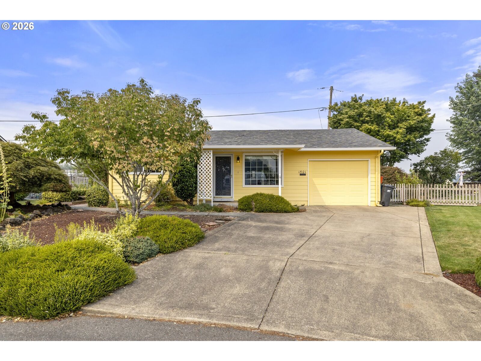 Property Photo: 1501 Newport Way OR 97071