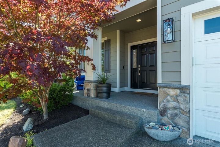 Property Photo:  6908  288th Street NW  WA 98292 