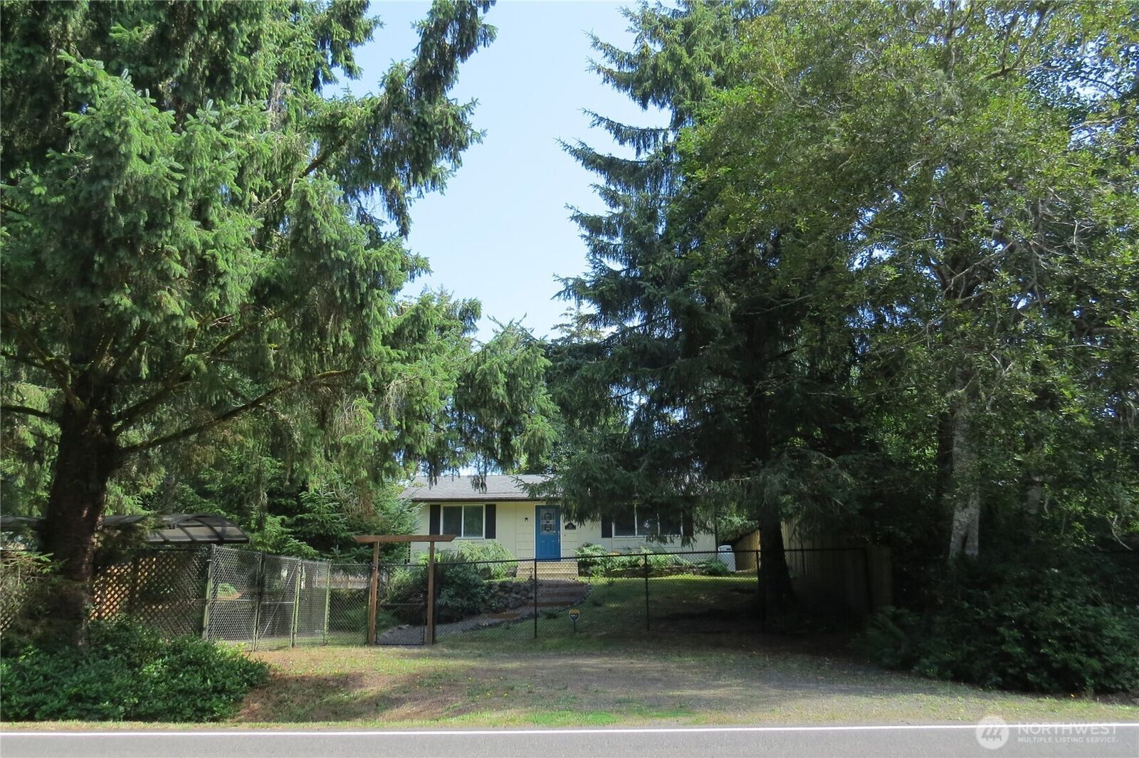 Property Photo:  770  Duck Lake Drive SE  WA 98569 
