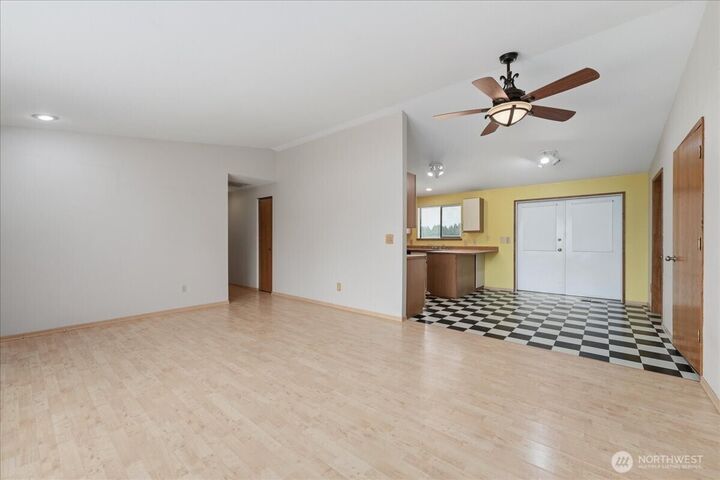 Property Photo:  403  Neptune Place  WA 98802 
