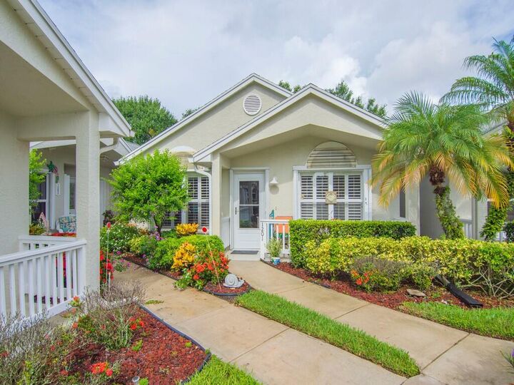Property Photo:  1201 NW Lombardy Drive  FL 34986 
