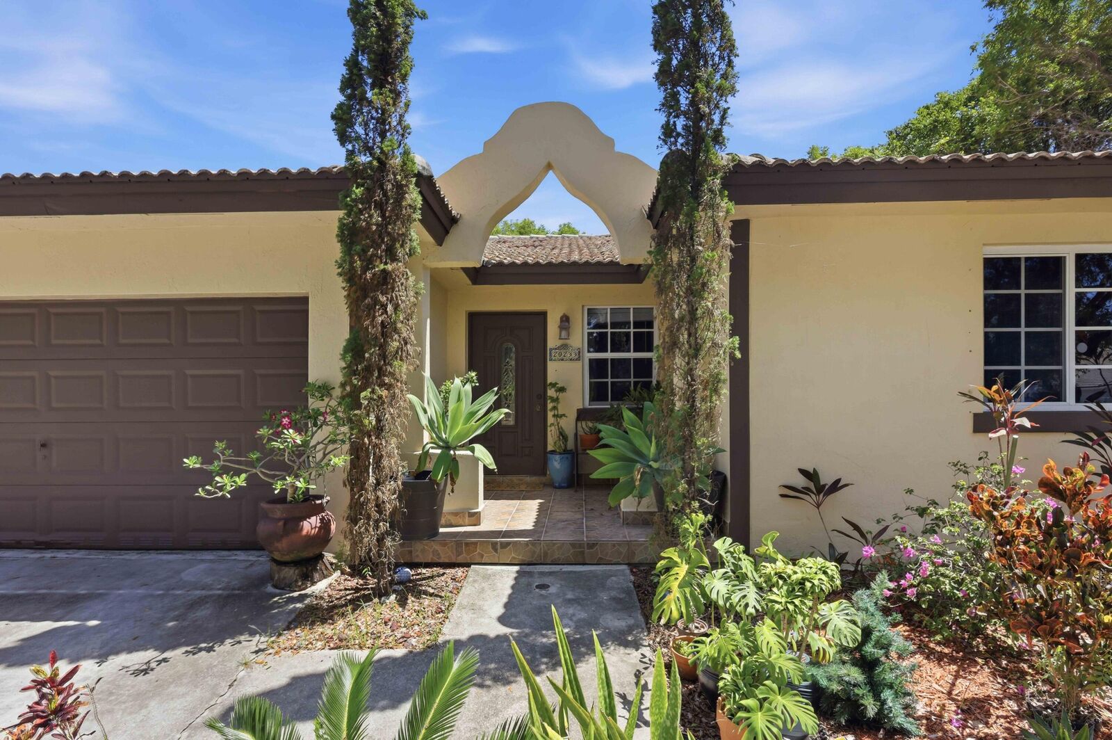 Property Photo: 20233 SW 85th Court FL 33189
